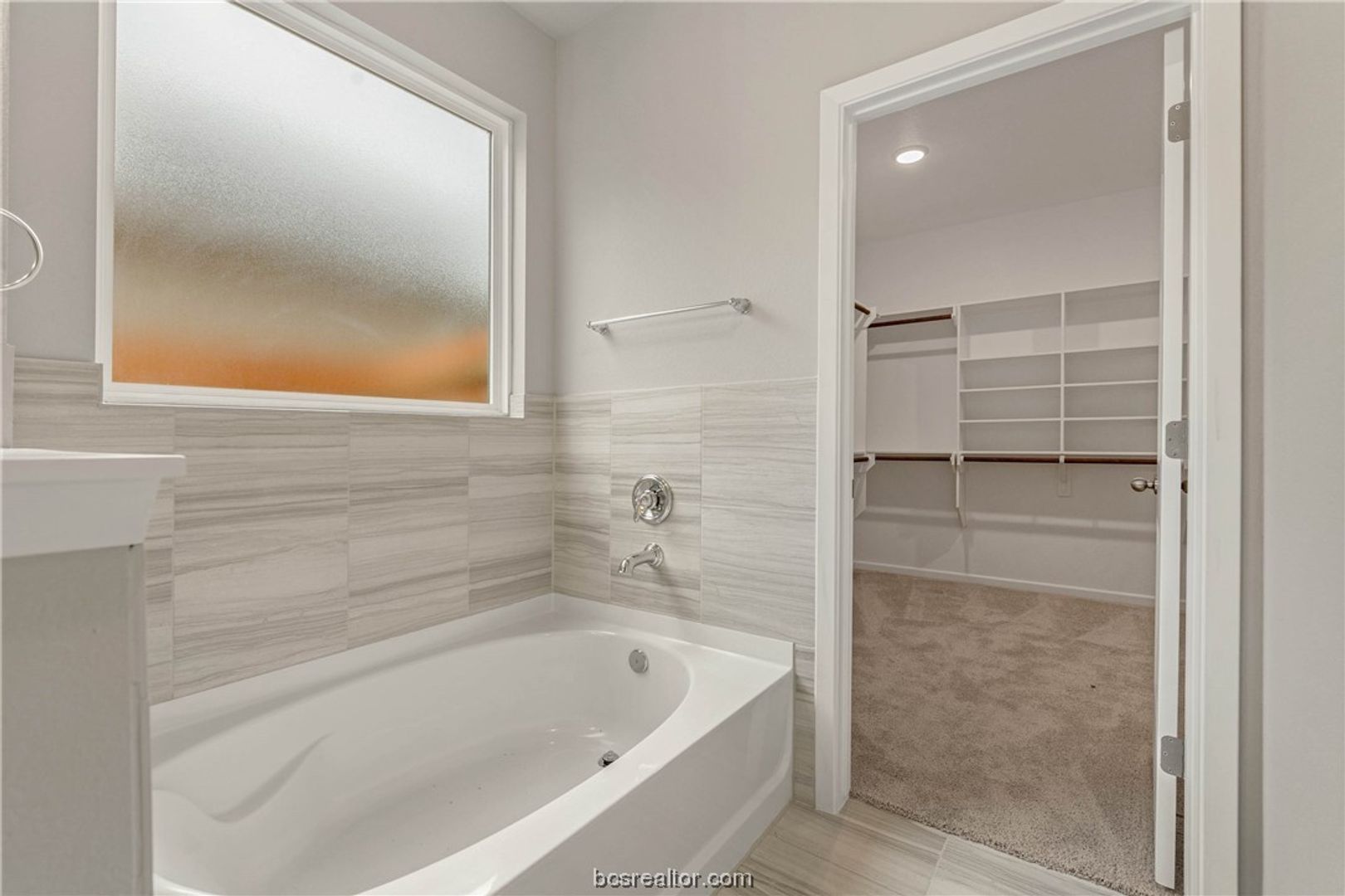 1964 Lili Cove 7 of 12