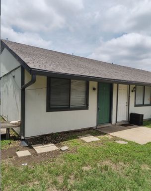 2609 Ektom Dr - Unit D – photo 1
