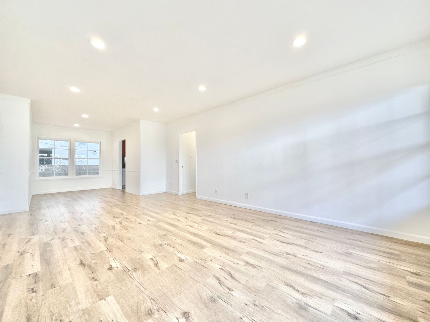 Los Angeles Apartment: 1122 S. Shenandoah St.