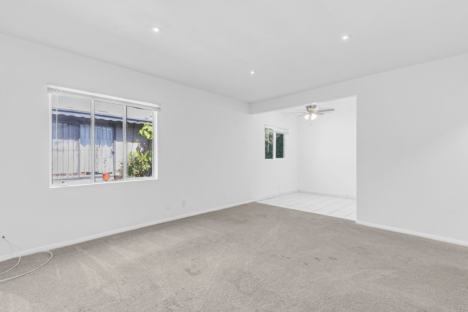 Inglewood Apartment: 534-536 E Hyde Park Pl