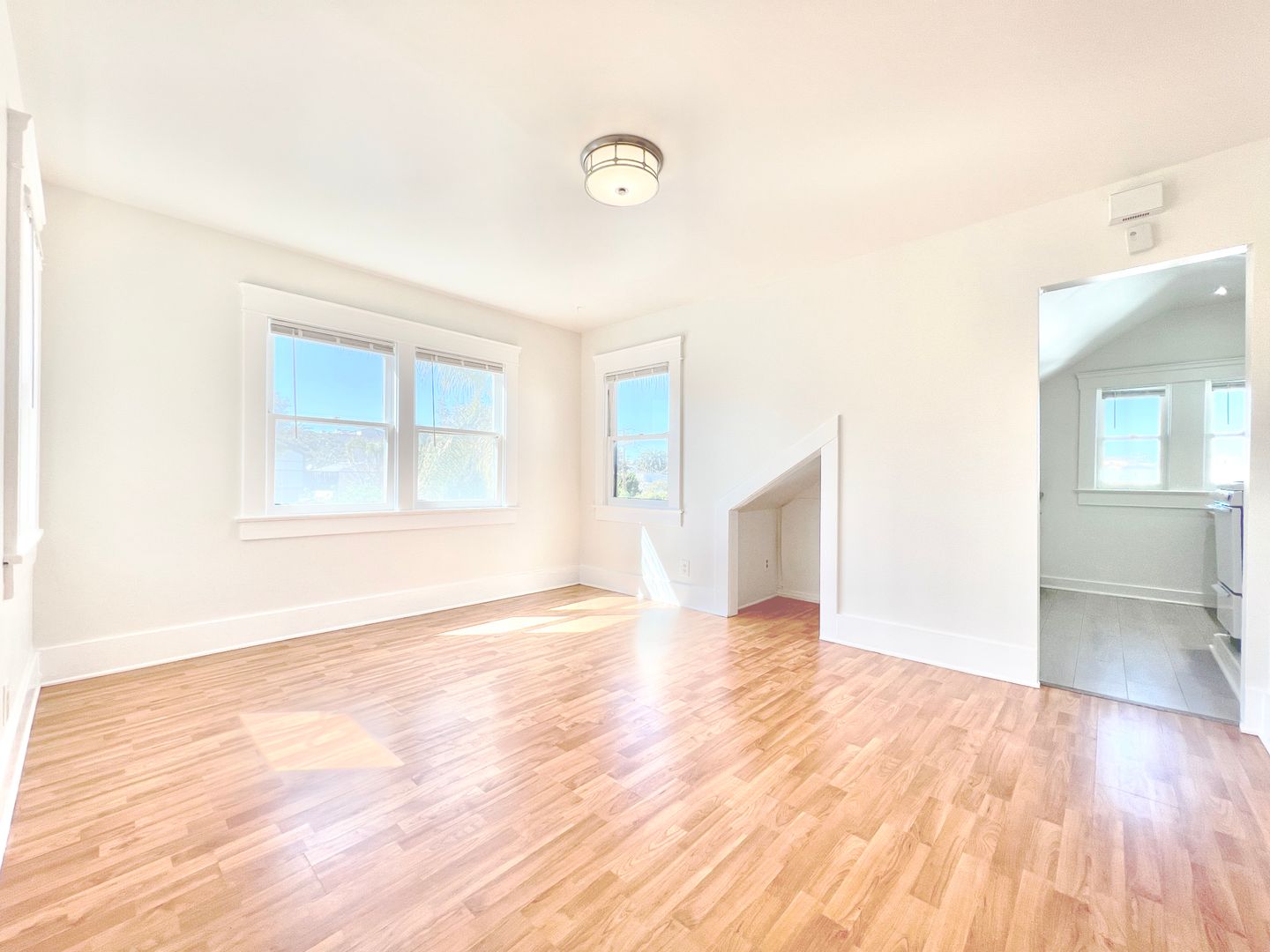 Redondo Beach Apartment: 235 S. Pacific Coast Hwy