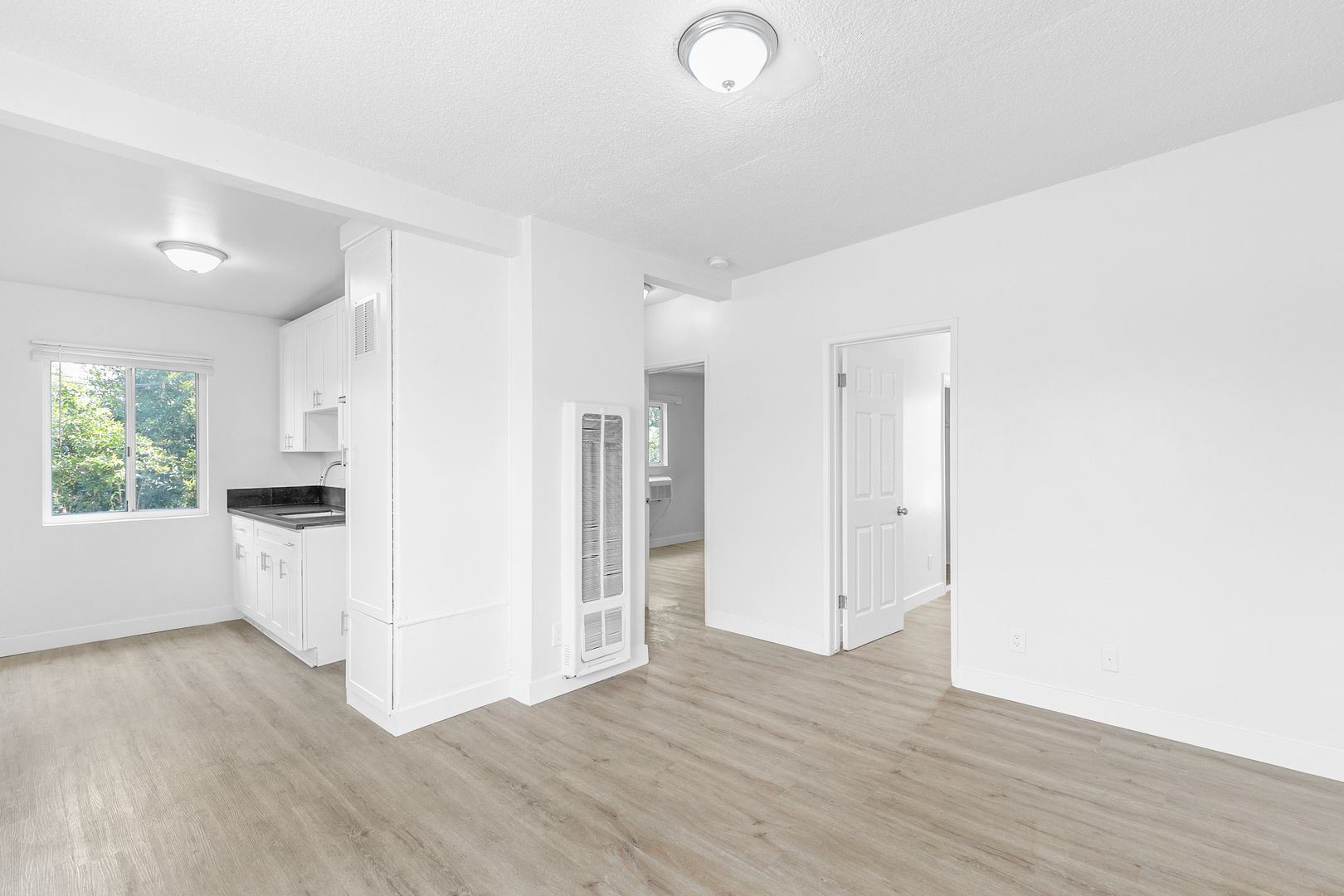 Los Angeles Apartment: 1618 E. Vernon Ave