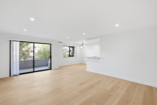 Beautiful Spacious 2 Bed + 2 Bath – photo 1