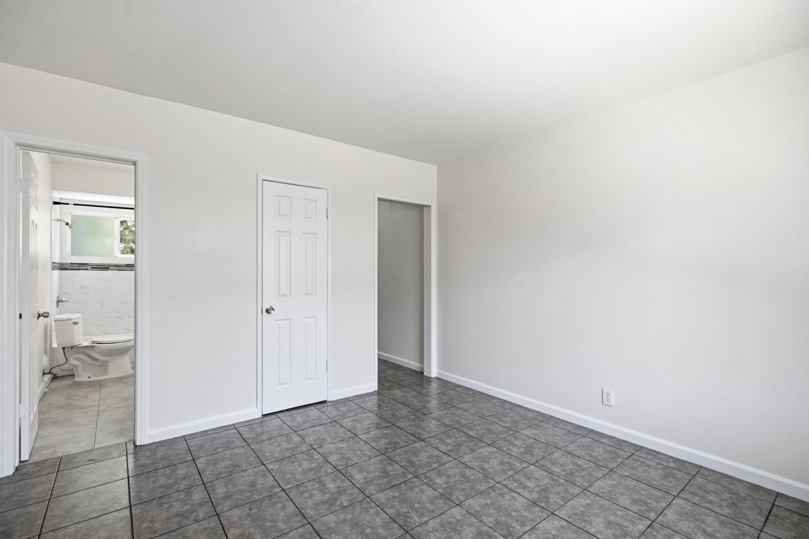 Huntington Park Apartment: 7101 Rugby Ave