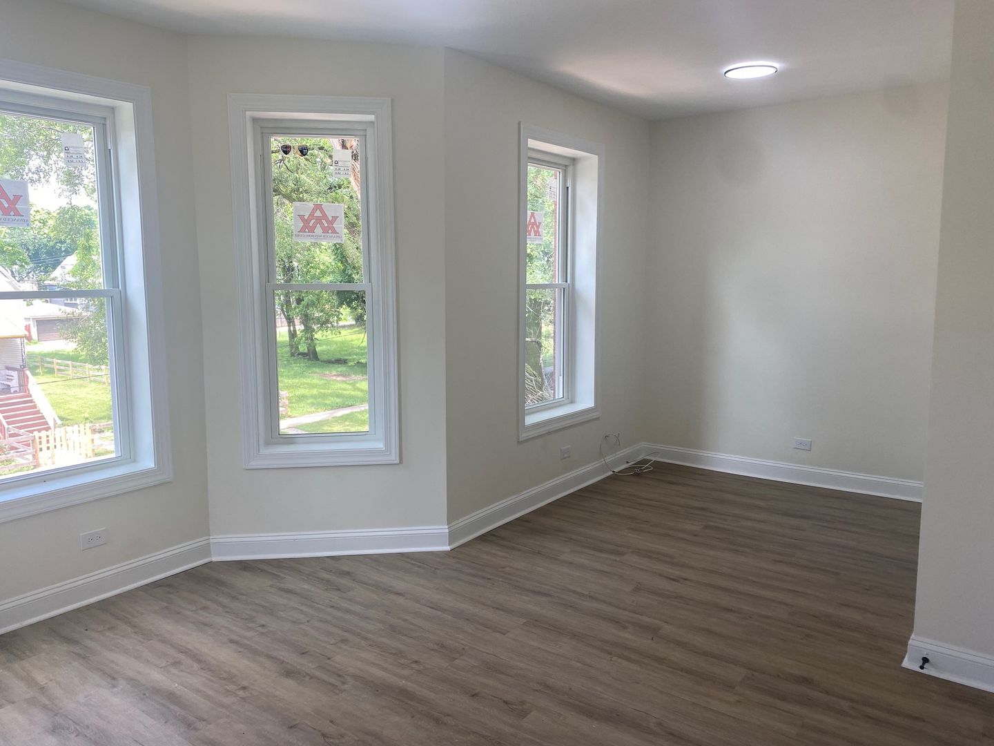 chicago Apartment: 7037 s  elizabeth