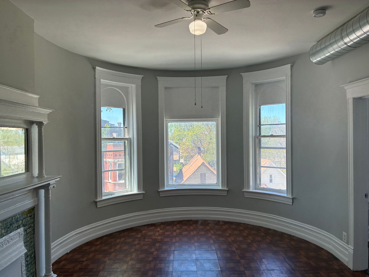 Chicago Apartment: 9035 S Burley Ave