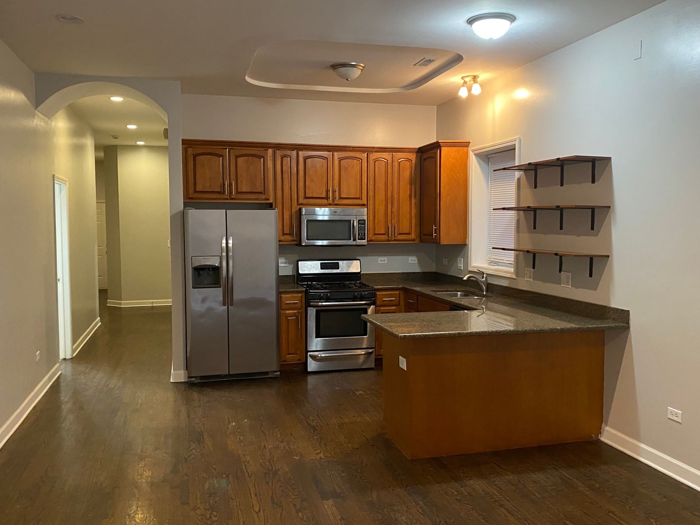 Chicago Apartment: 6646 S Greenwood Ave