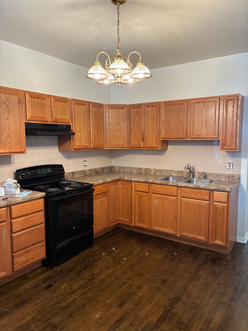 Chicago Apartment: 1235 S Kolin