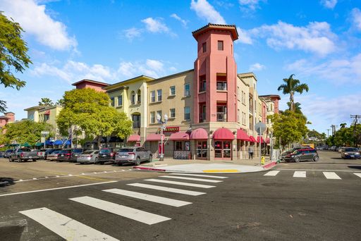 2 bedroom 2 bathroom Uptown District condo for rent in the heart of Hillcrest! – photo 1