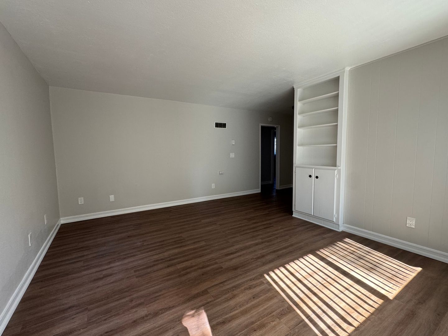 San Diego Apartment: 4679 Cherokee Ave