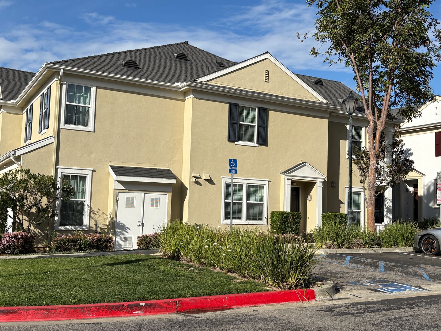 Ventura Condo: 5647 Brubeck St.