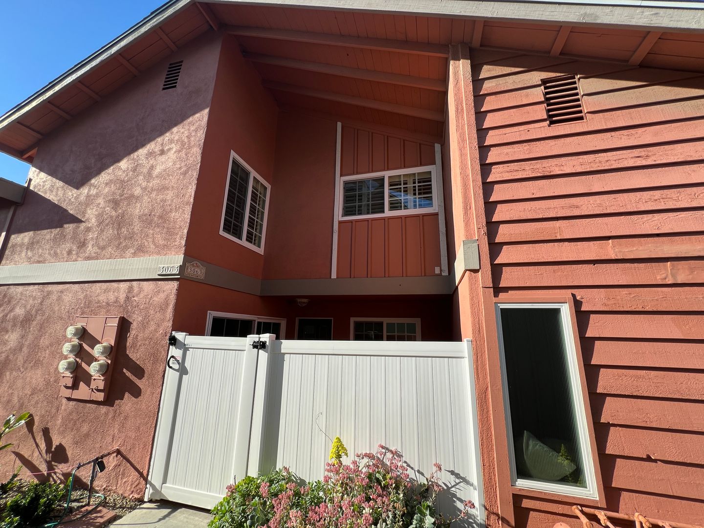 Ventura Condo: 3063 Harbor Blvd # B