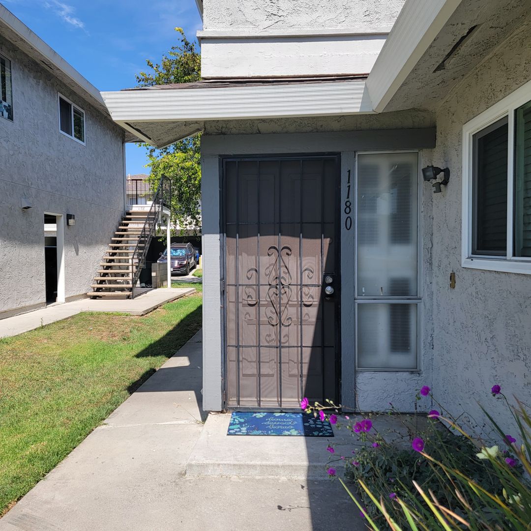 Ventura Condo: 1180 Portola Rd