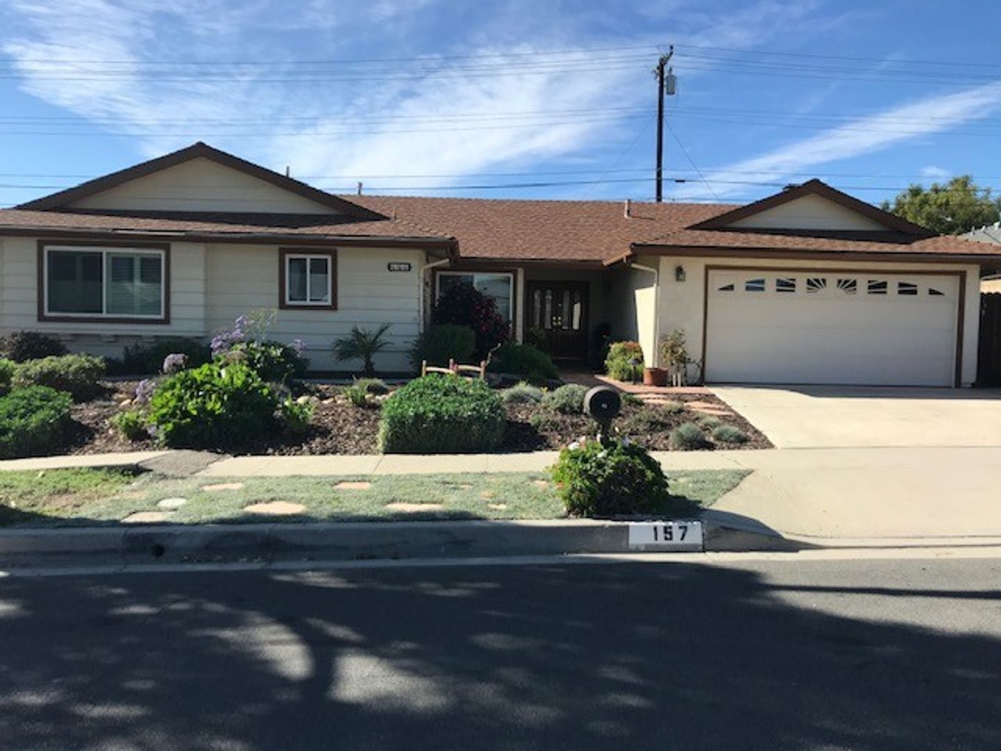 Ventura House: 157 N Linden Drive