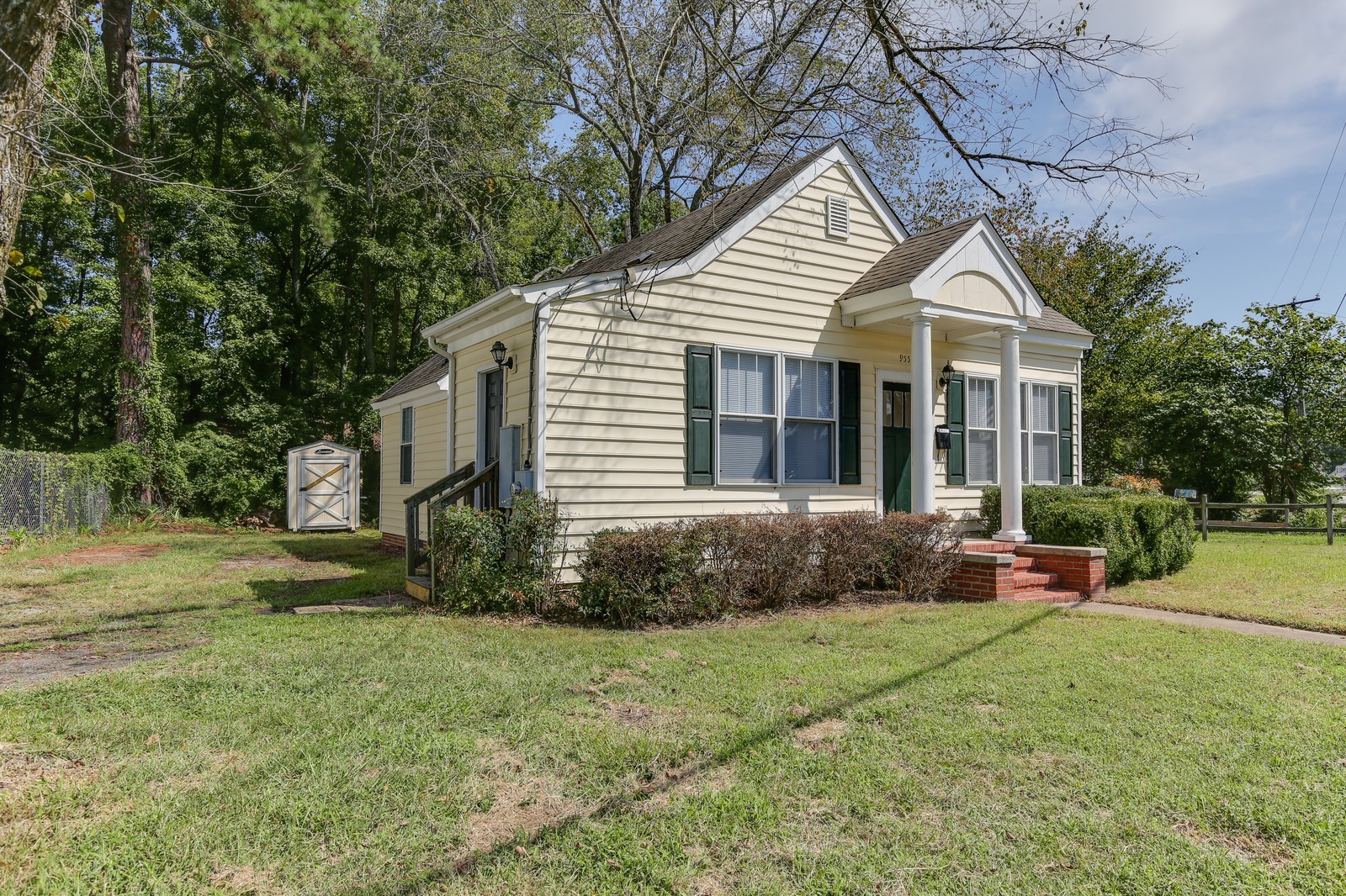 Poquoson House: 955 Poquoson Ave