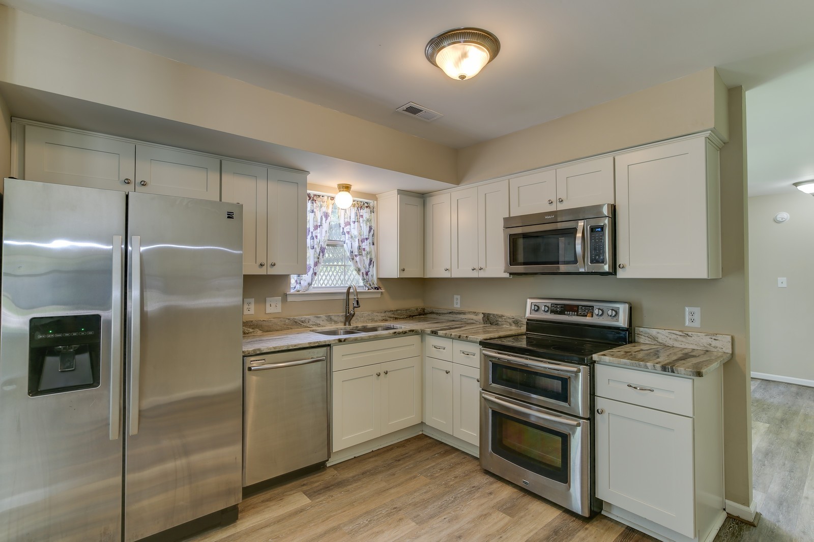 Newport News House: 732 Galahad Dr