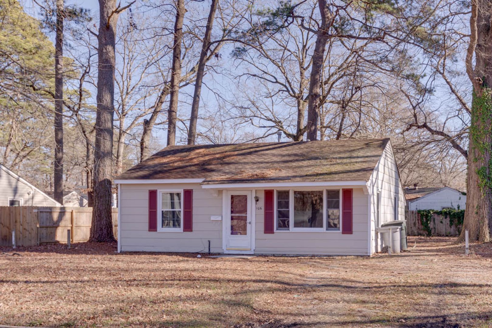 Hampton House: 106 Pine Grove Ave
