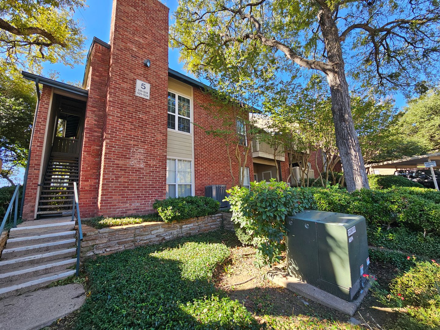 Dallas Condo: 8601 Park Lane Apt 522