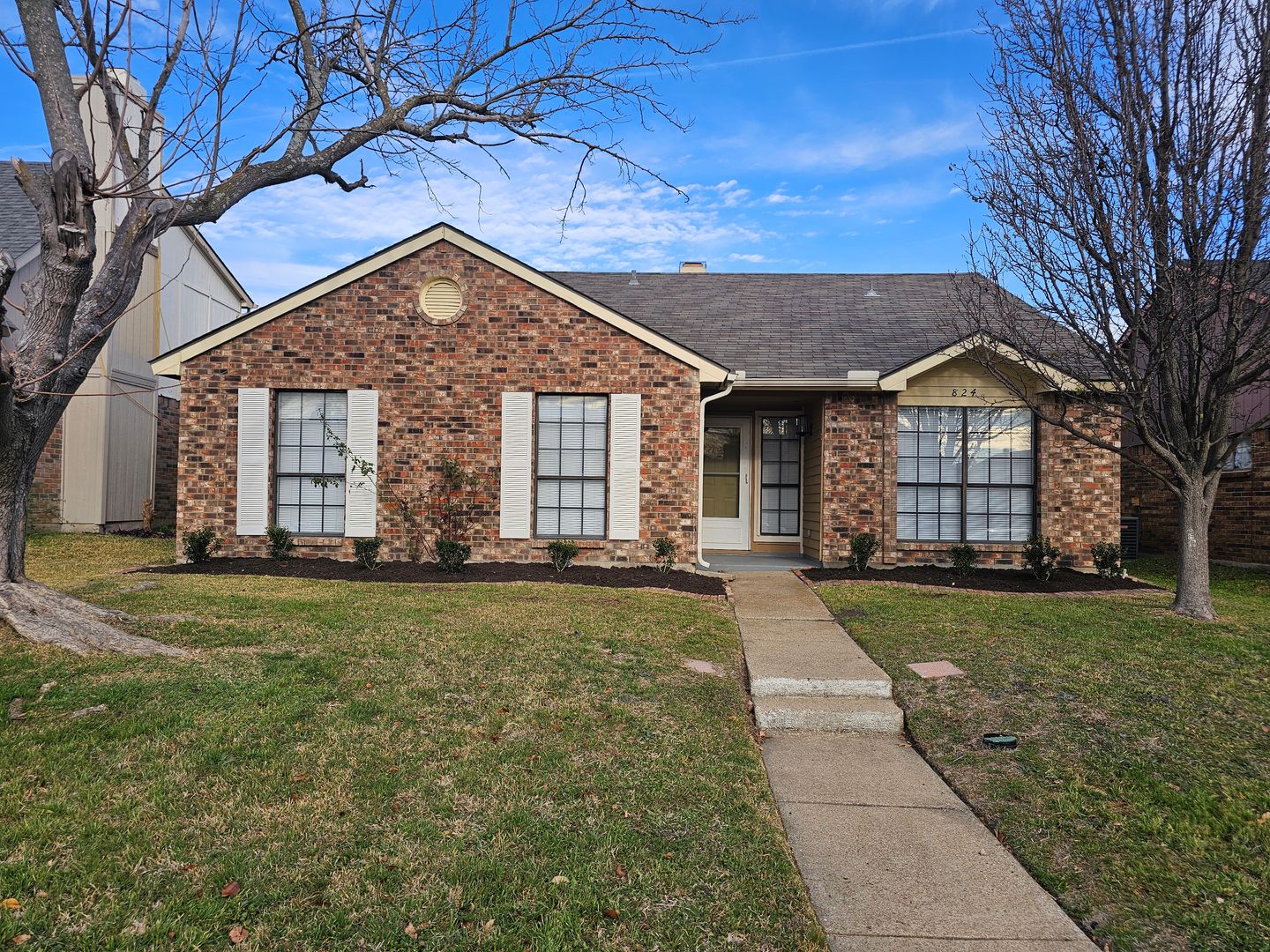 Cedar Hill House: 824 Bailey Dr