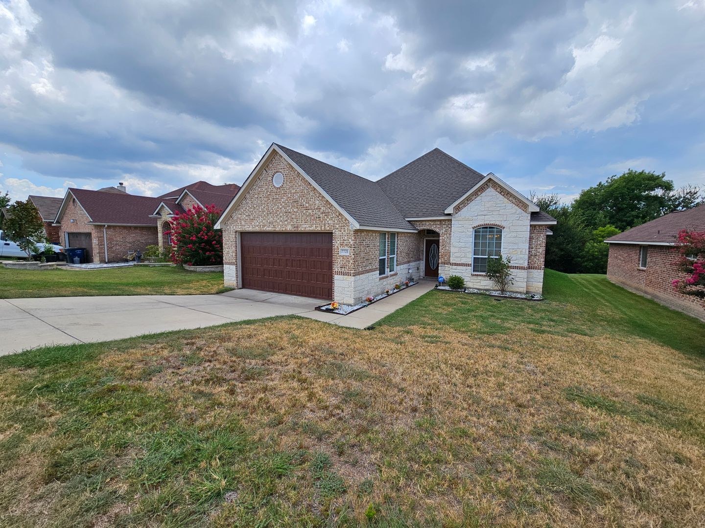 Dallas House: 7721 Oak Garden Trail