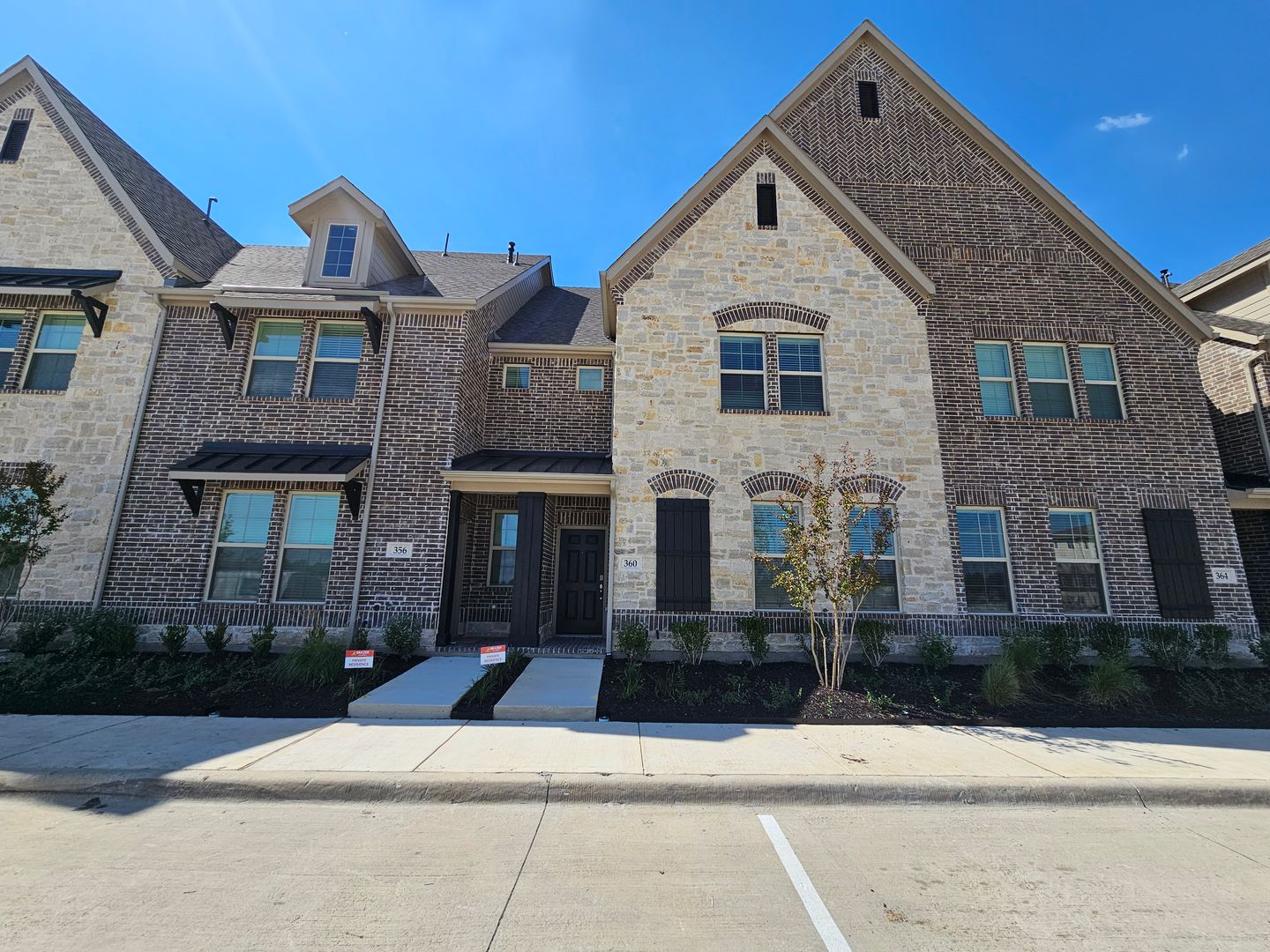 Plano Townhome: 360 Greenhouse Dr