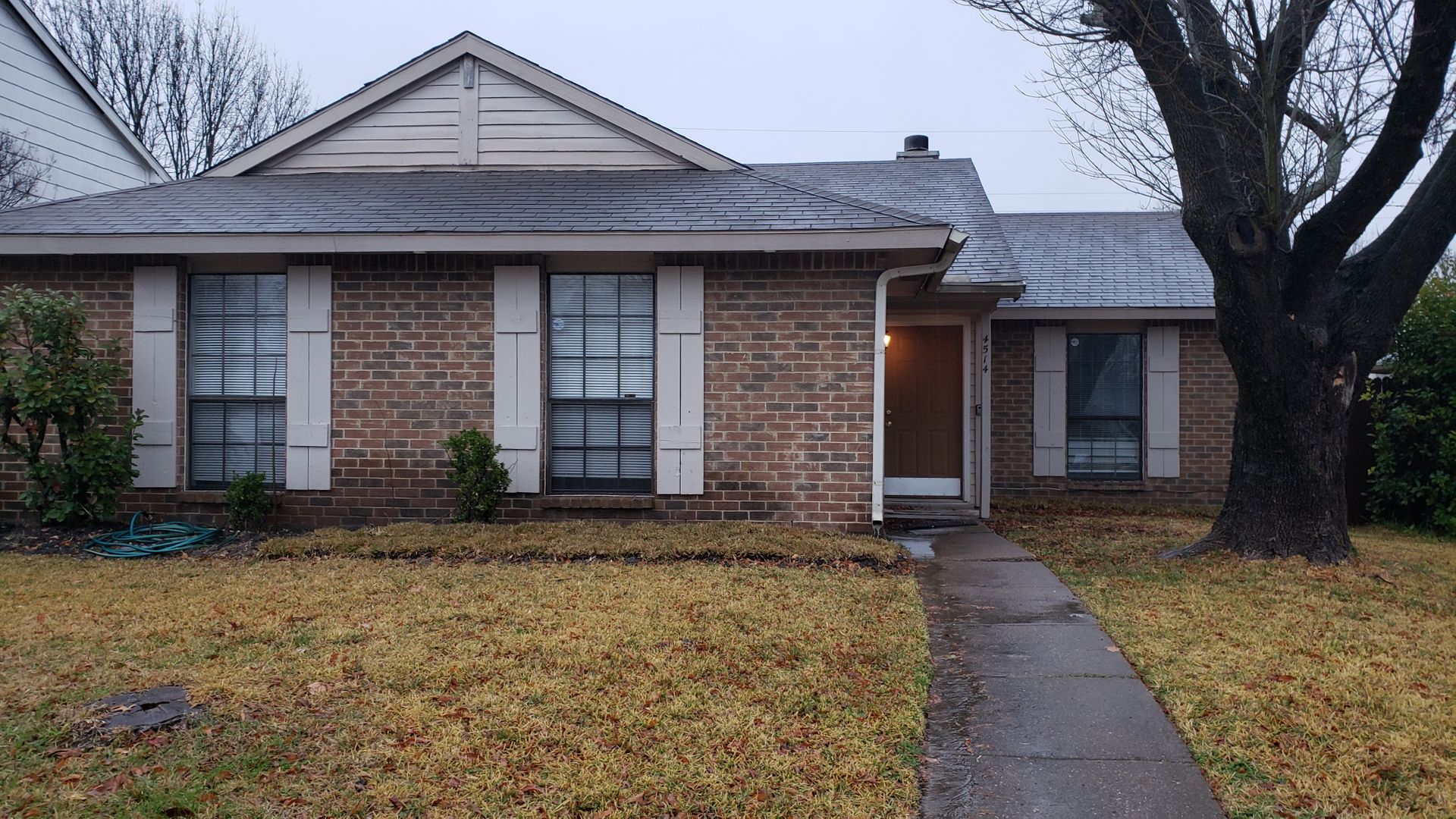 Rowlett House: 4514 Carmel Lane
