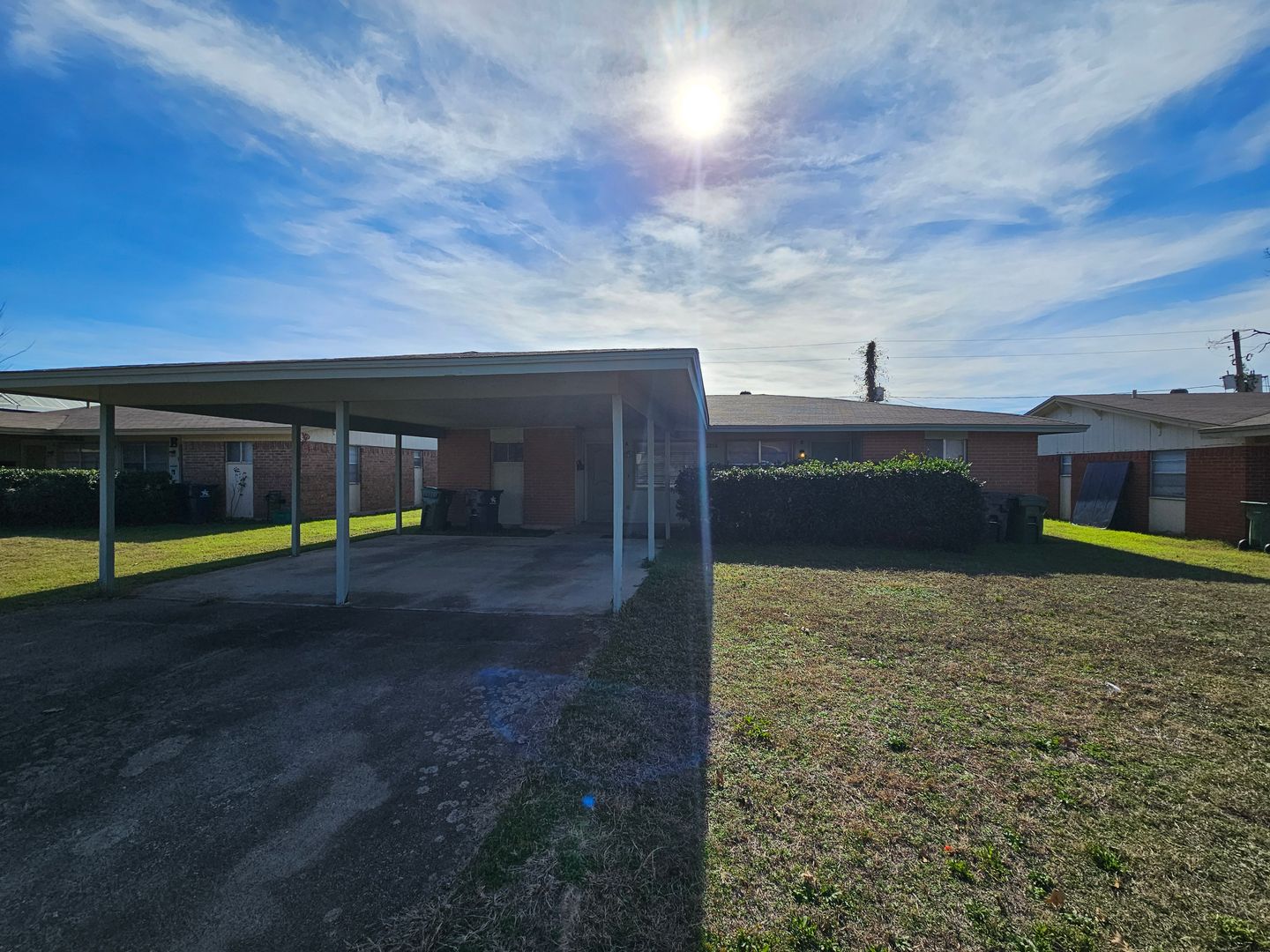 Arlington House: 2210 Lavern St #A