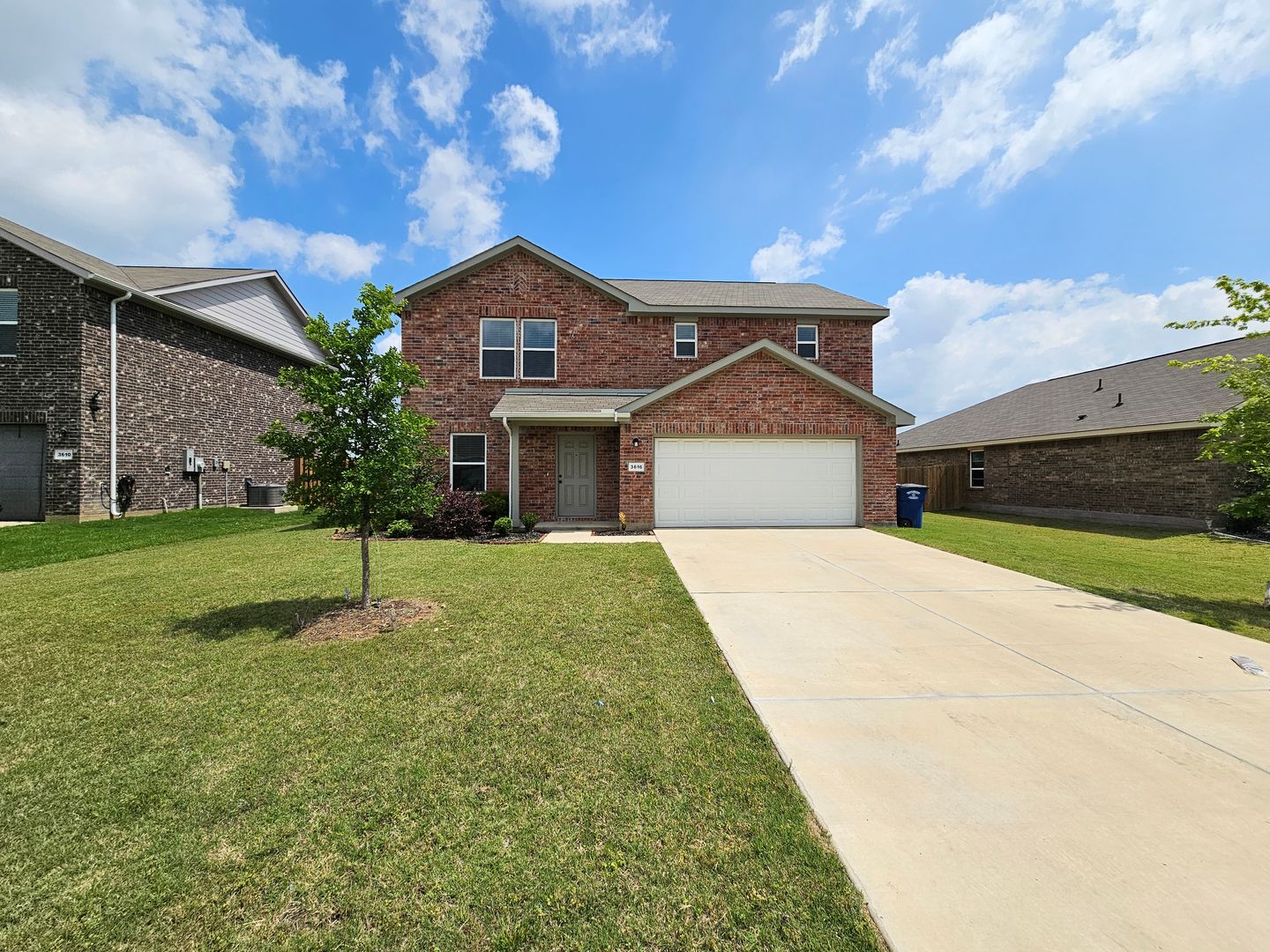 Dallas House: 3616 Chestnut Oak Drive
