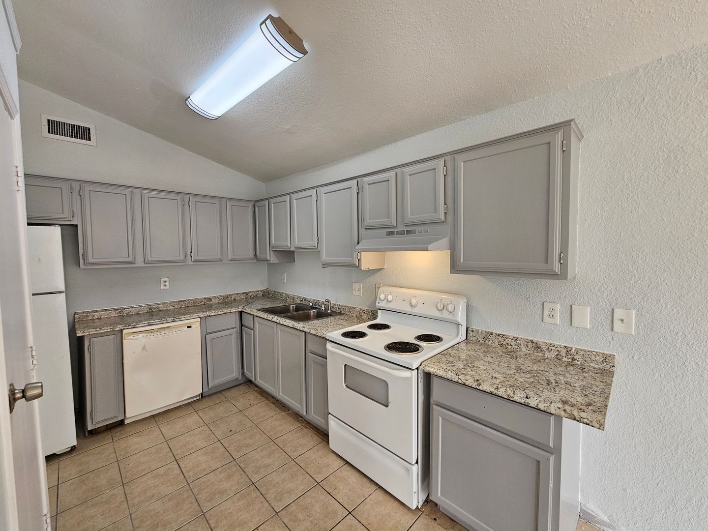 Dallas House: 2227 Nantucket Village Dr