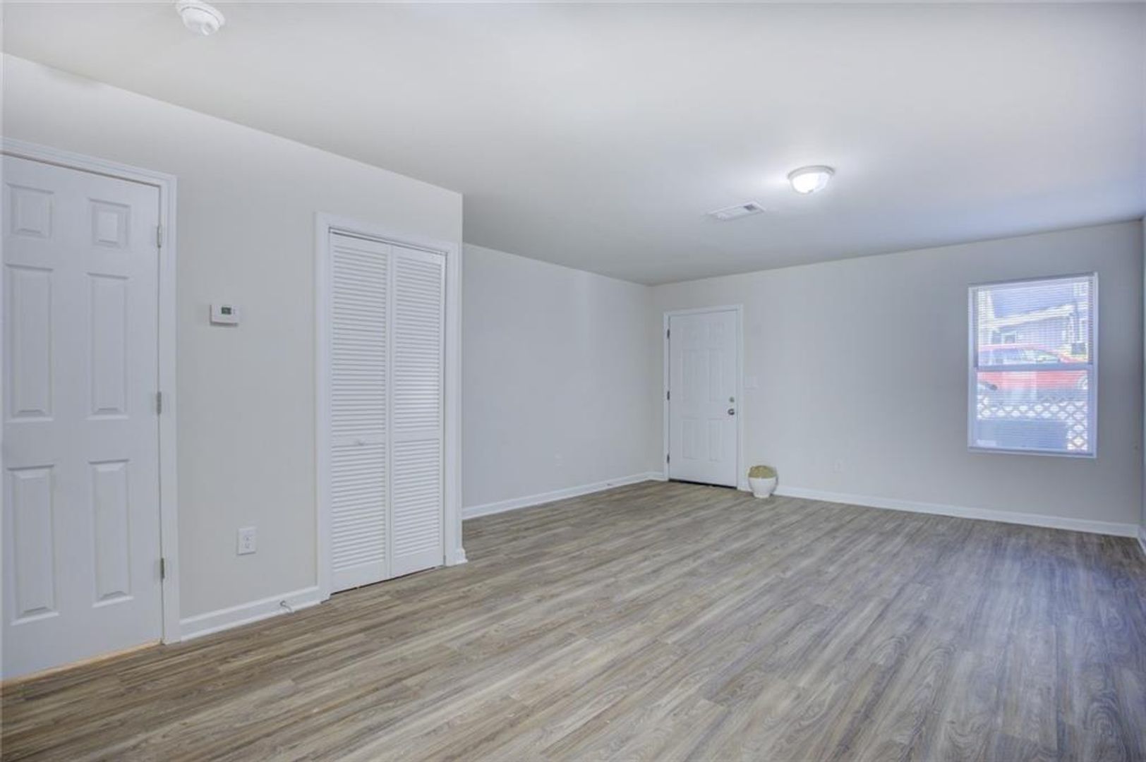 2340 Beaver Ruin Rd 7 of 12