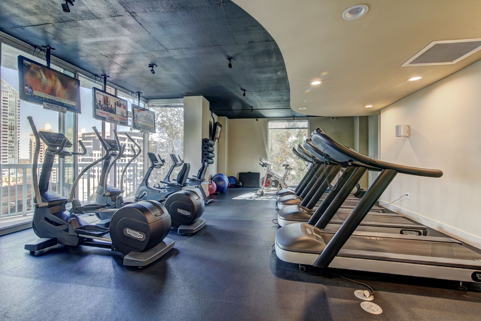 Gym at Realm 2610 (2 of 3)