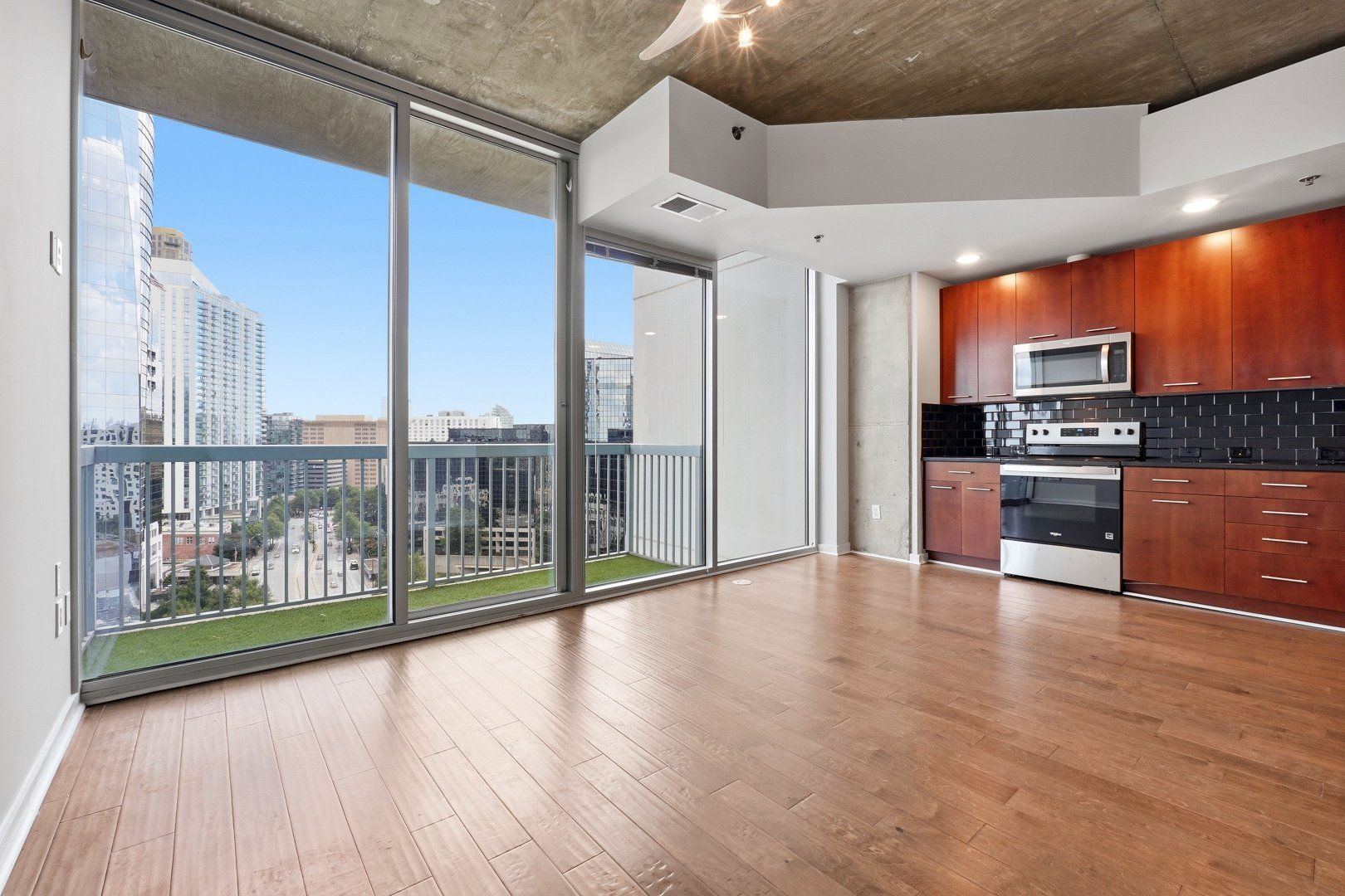 3324 Peachtree Road, Unit 1403 5 of 12