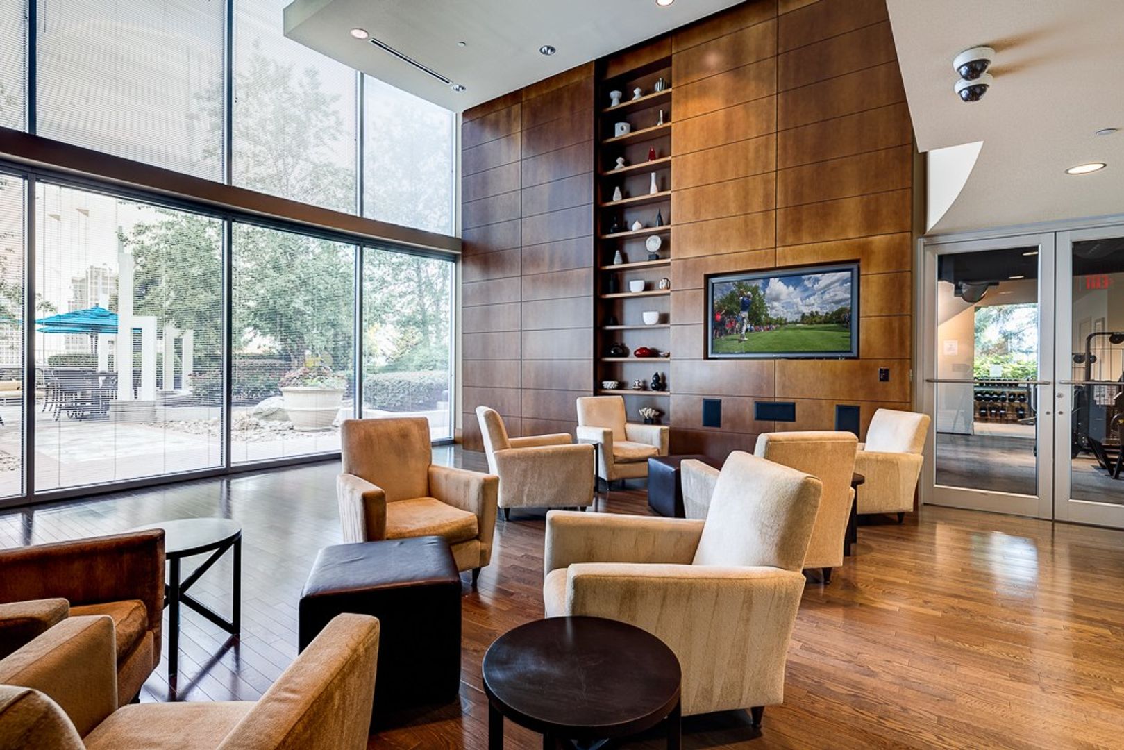 Lobby at Realm 2610 (1 of 4)