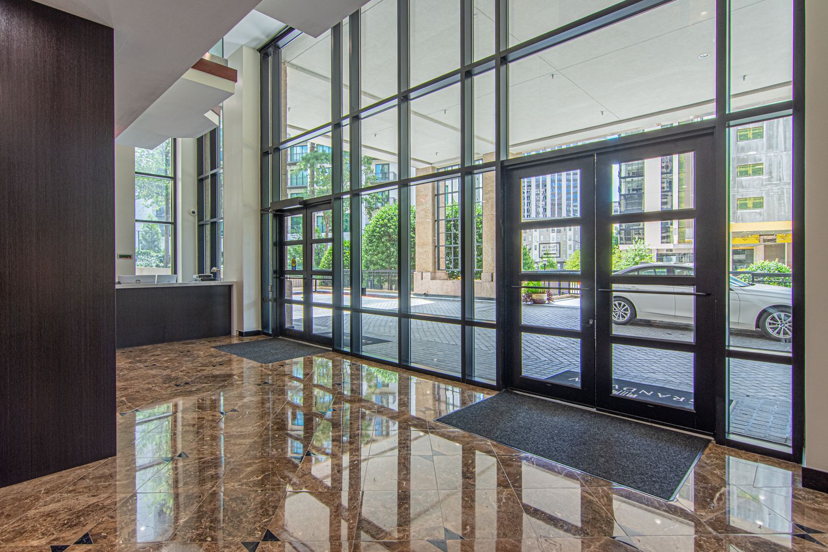Lobby at 3481 Lakeside Dr NE Unit 1007 - Grandview 1007 (1 of 3)