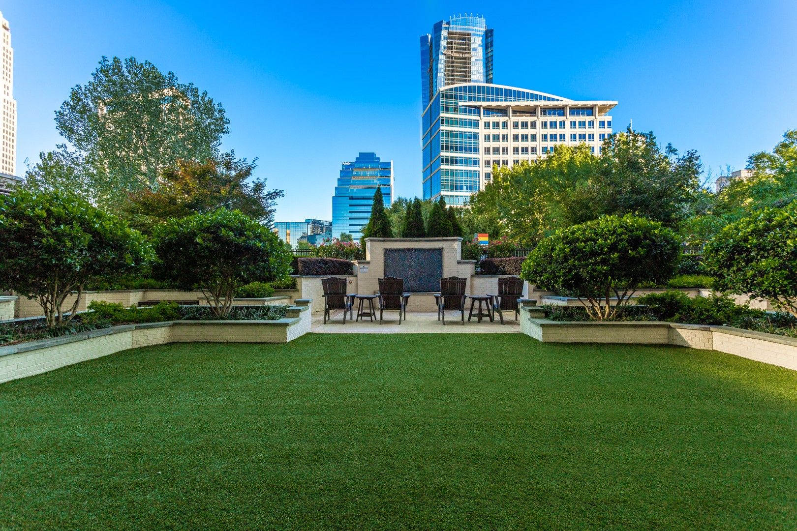 Atlanta House: 3334 Peachtree Road NE