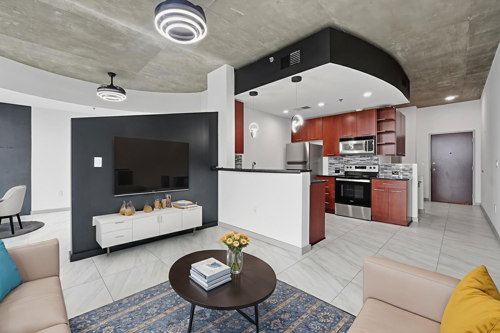 Atlanta House: 3324 Peachtree Road NE Unit 2008