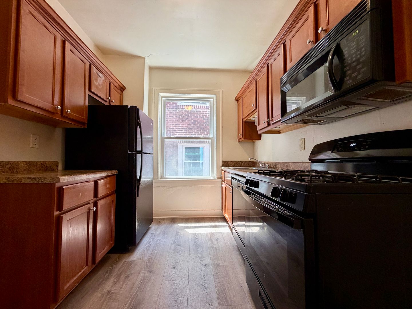 Pittsburgh Apartment: 5541 Bartlett Street