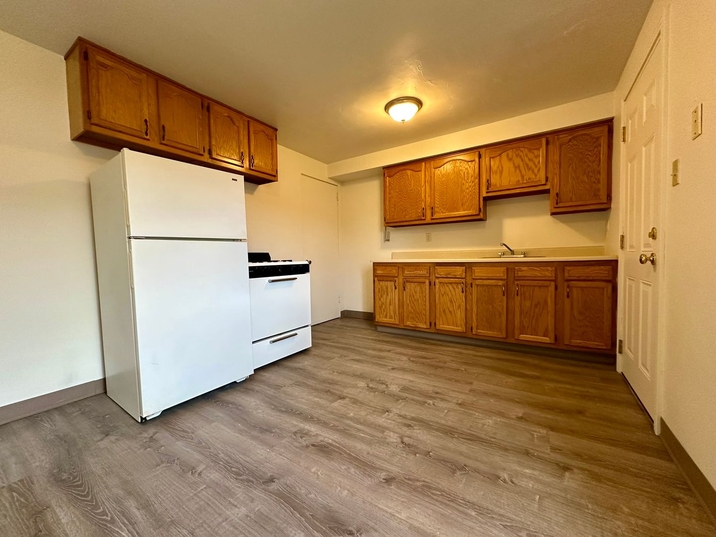 Cheswick Townhome: 100 Savors Court