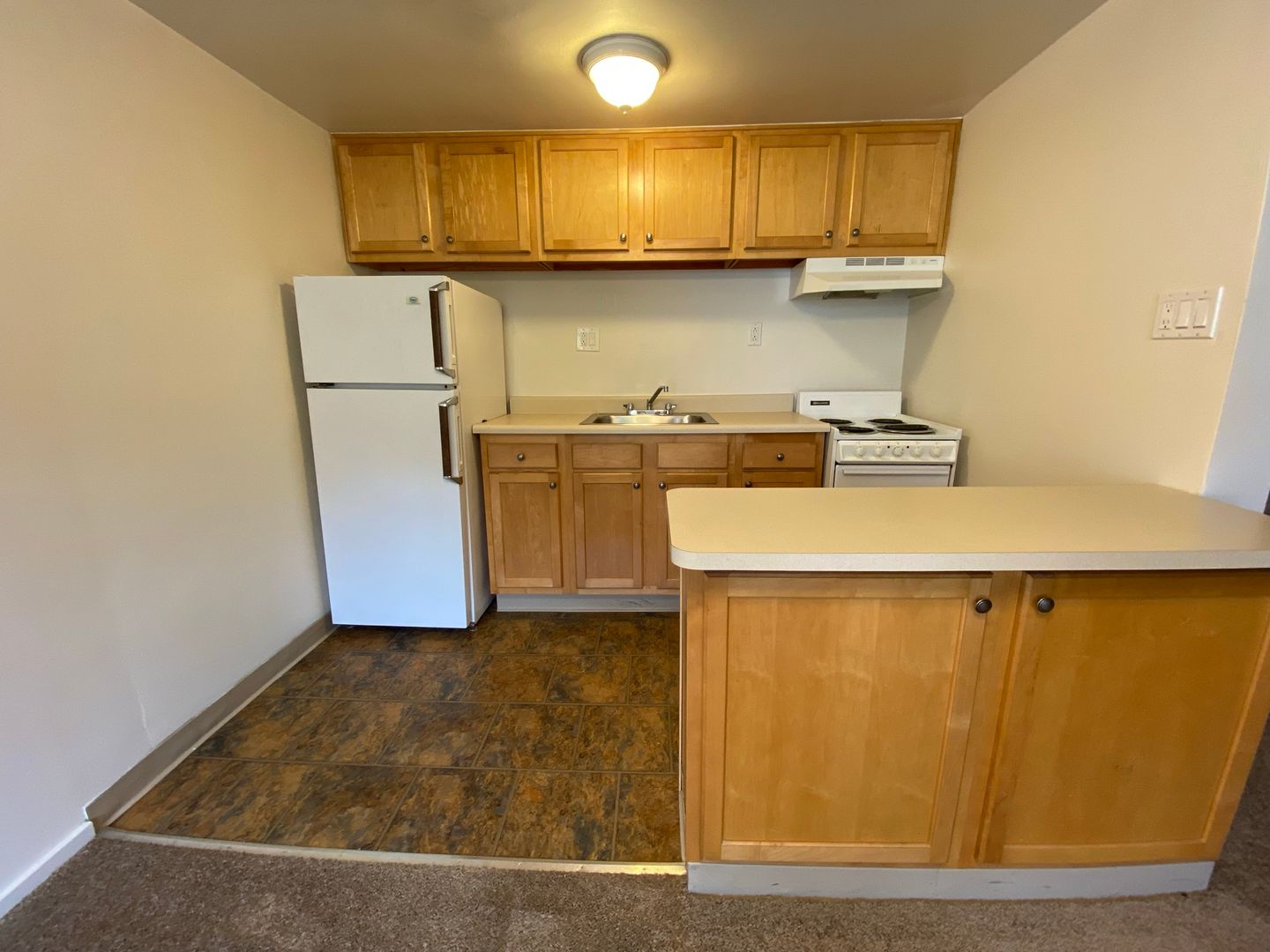 Pittsburgh Apartment: 2225 Murray Avenue