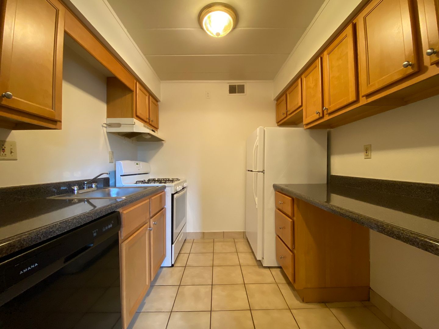 Pittsburgh Apartment: 650 Center Road