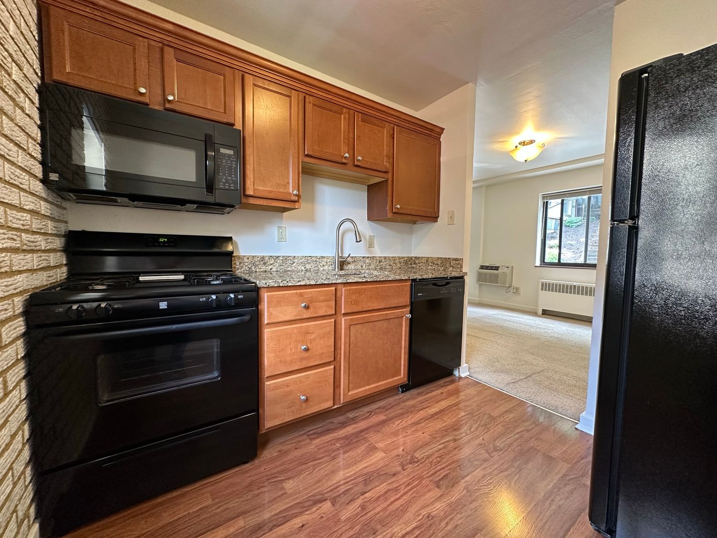 Pittsburgh Apartment: 5320 Fifth Avenue