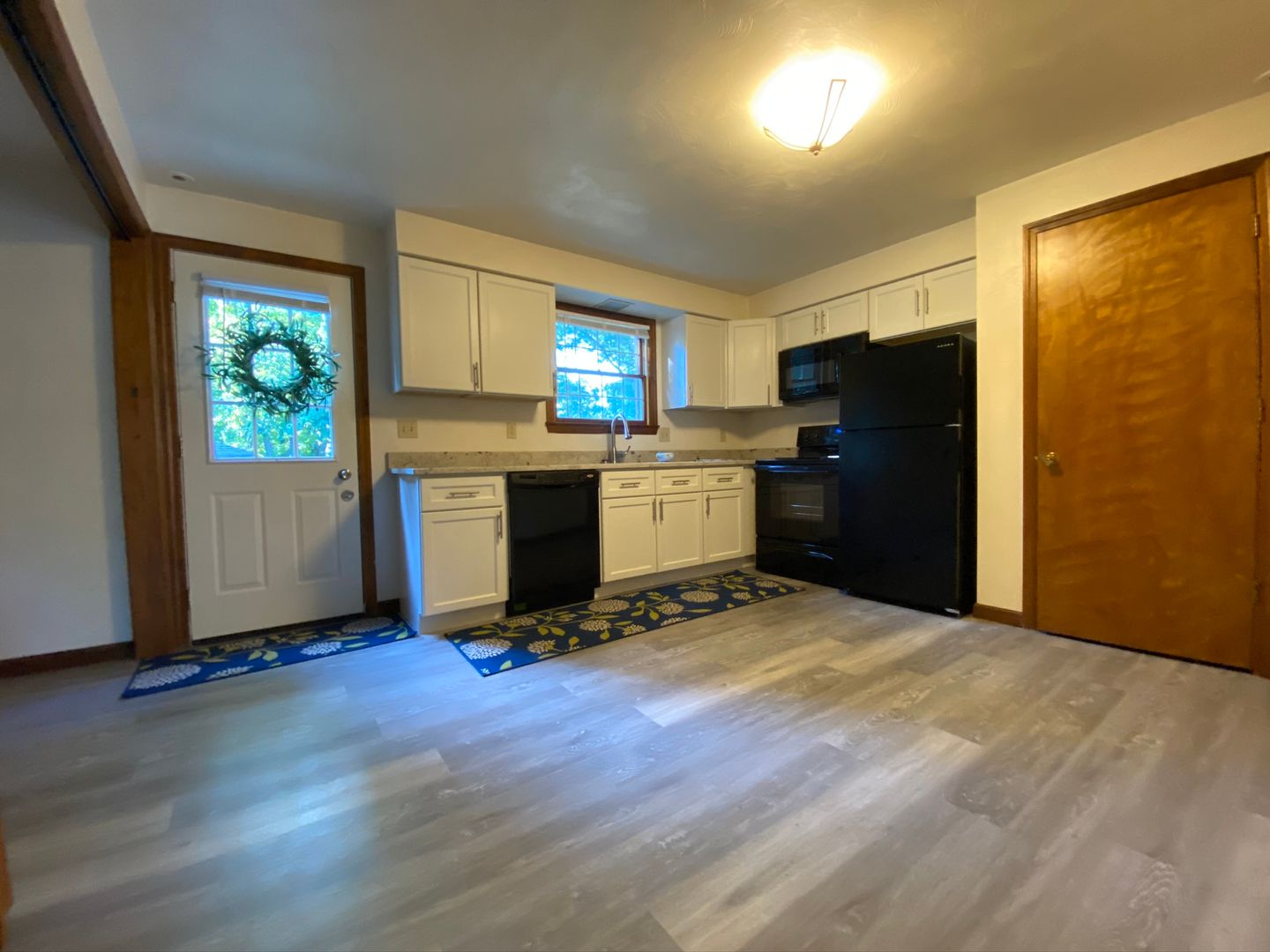 Spectacular 2 BR / 1.5 BR Townhouse in Latrobe! Washer & Dryer Provided! Call Today! 