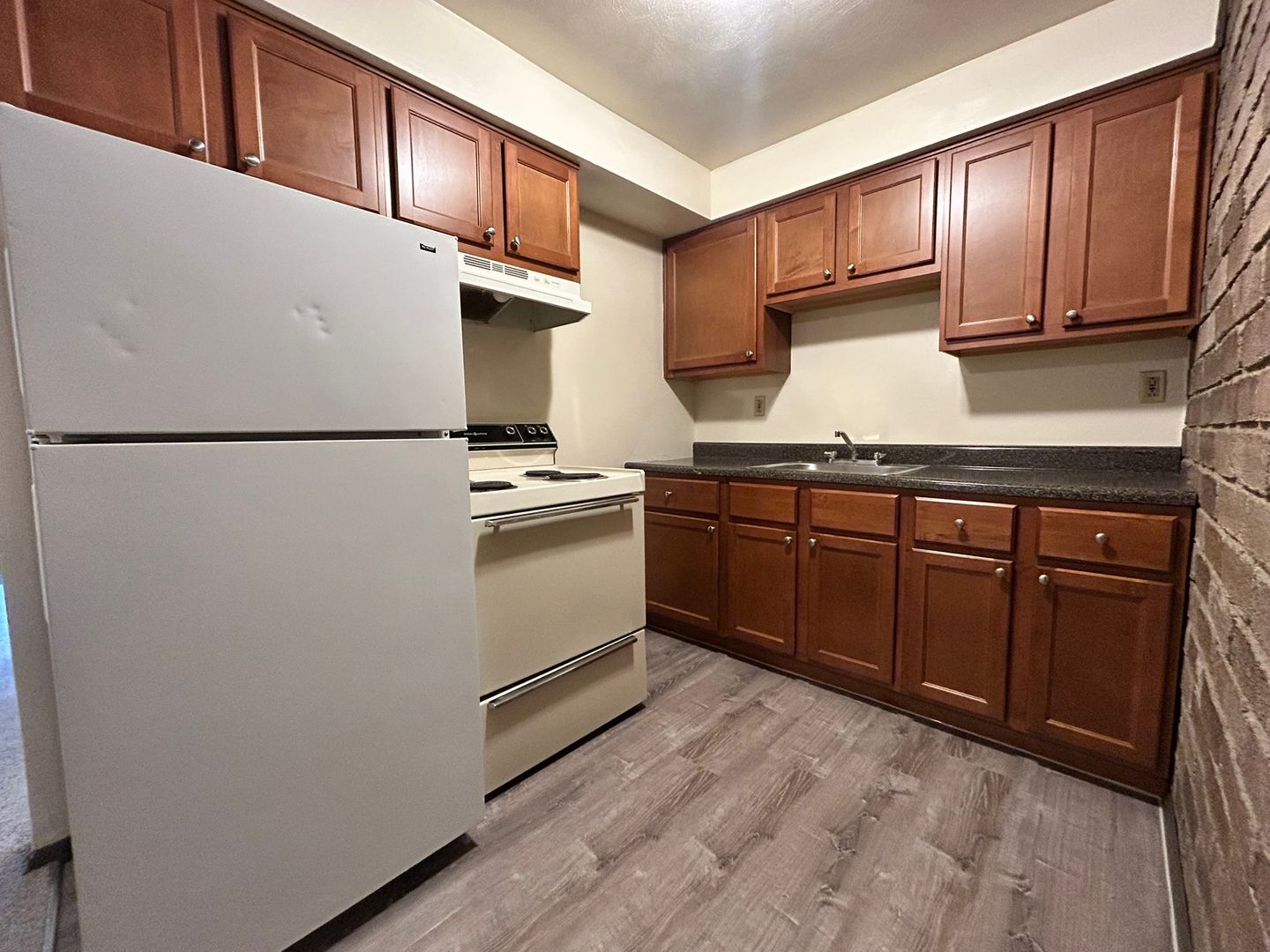 New Kensington Apartment: 602 Kellywood Mnr