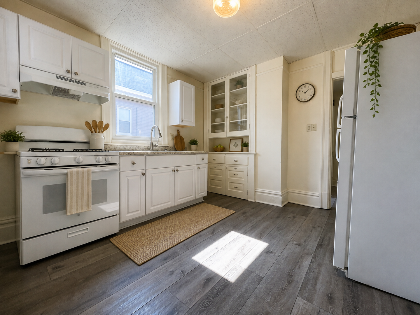 East Pittsburgh Apartment: 230 North Avenue