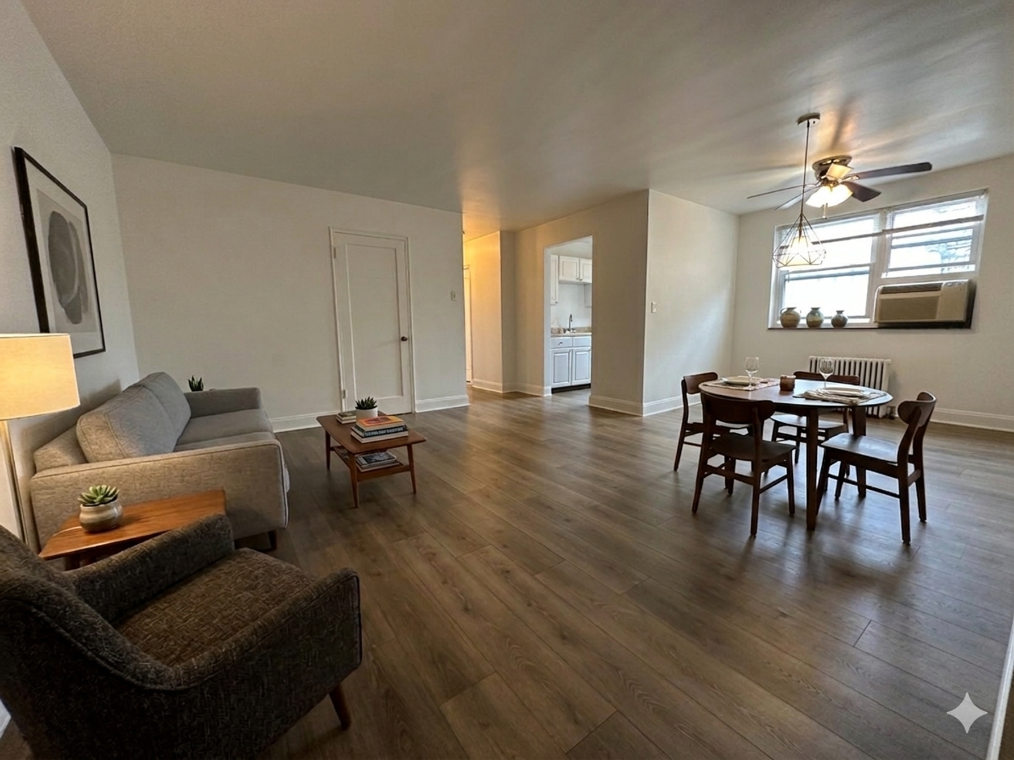 Pittsburgh Apartment: 5927 Walnut Street