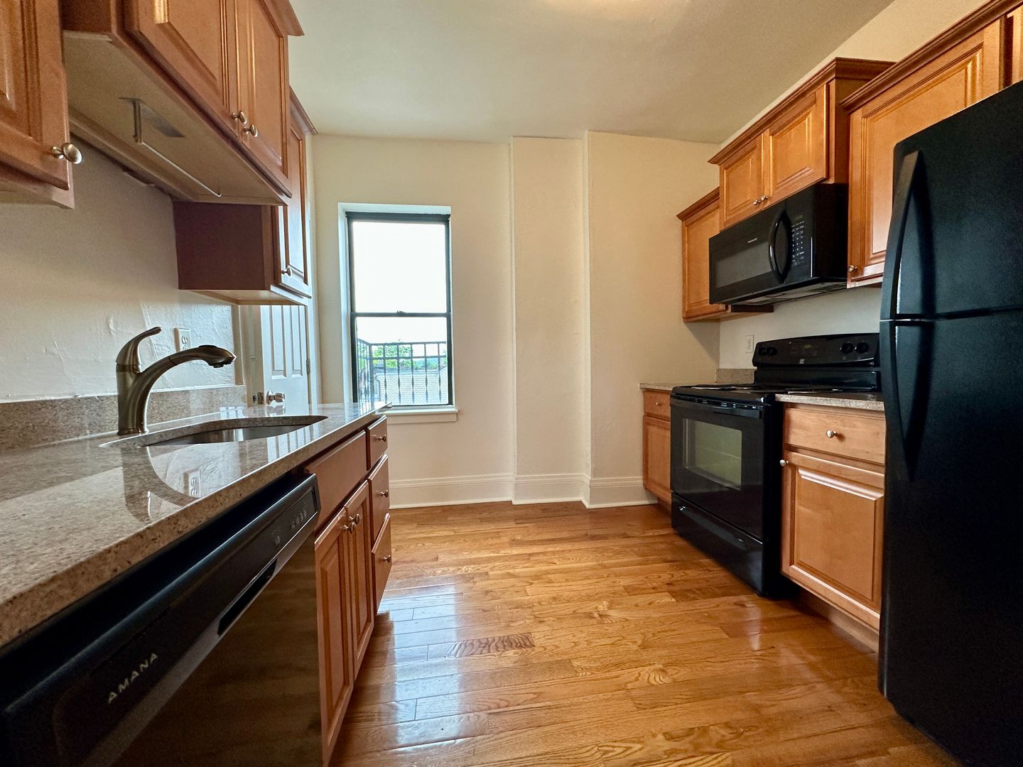 Pittsburgh Apartment: 732 Filbert Street