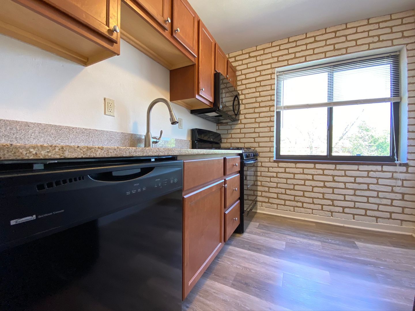 Pittsburgh Apartment: 5320 Fifth Avenue