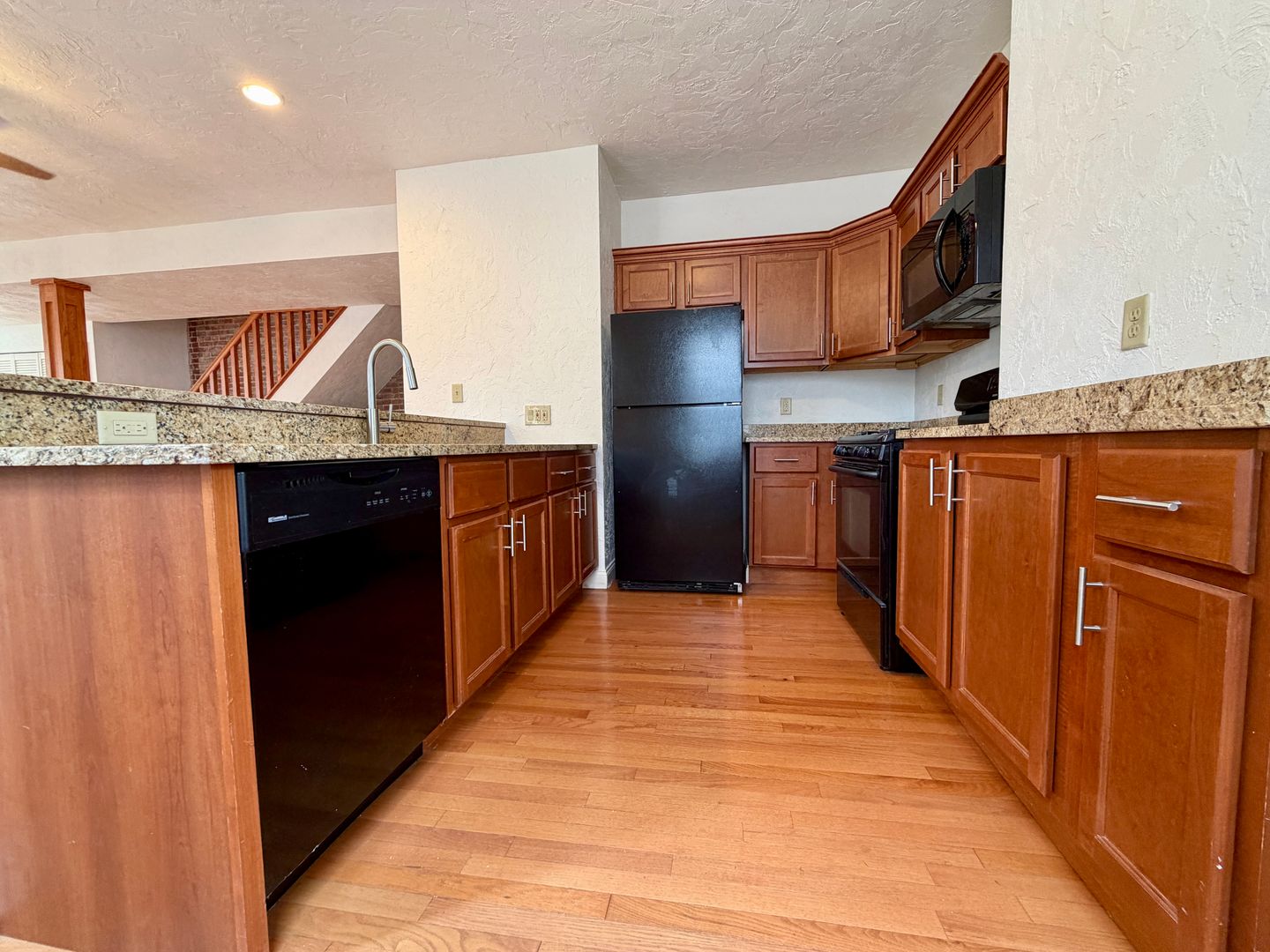 Pittsburgh Apartment: 709 Bellefonte Street