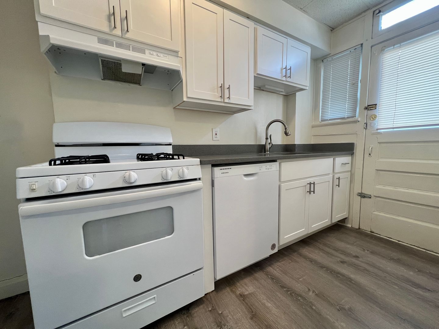 Pittsburgh Townhome: 247 Halket Place