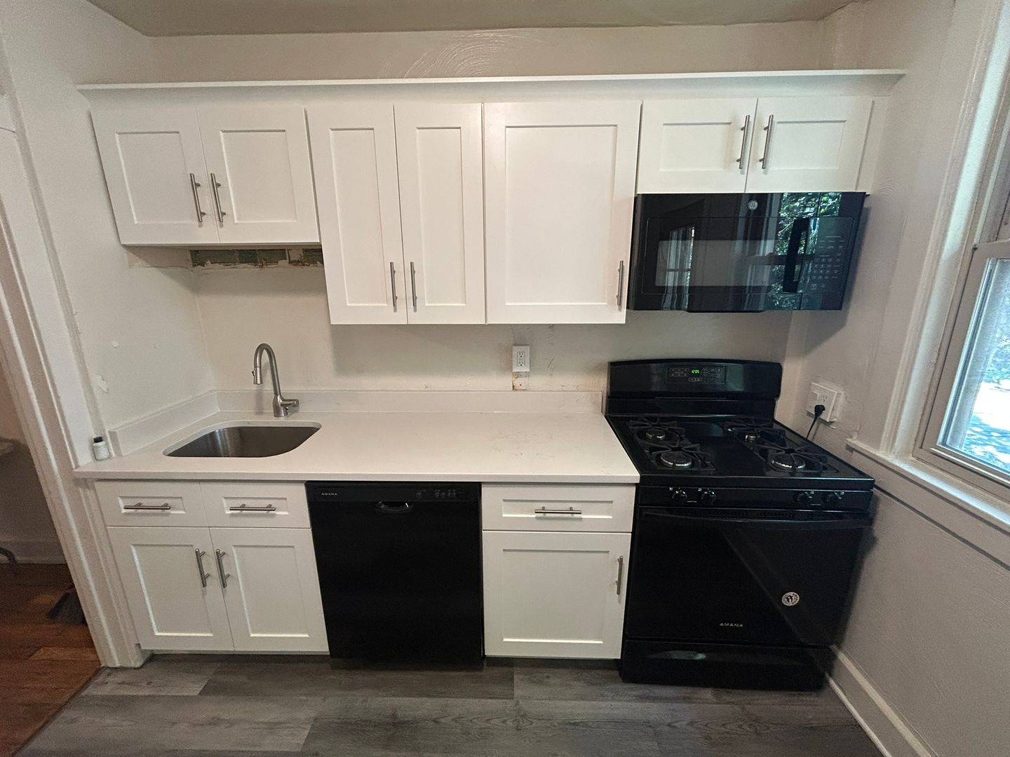 Pittsburgh Townhome: 6605 Ridgeville Street